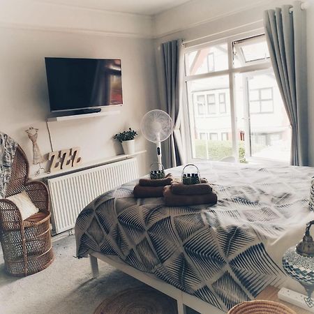 Aqua View, New Brighton Beach - 1 Bedroom Apartment #Liverpool #Beatles 外观 照片